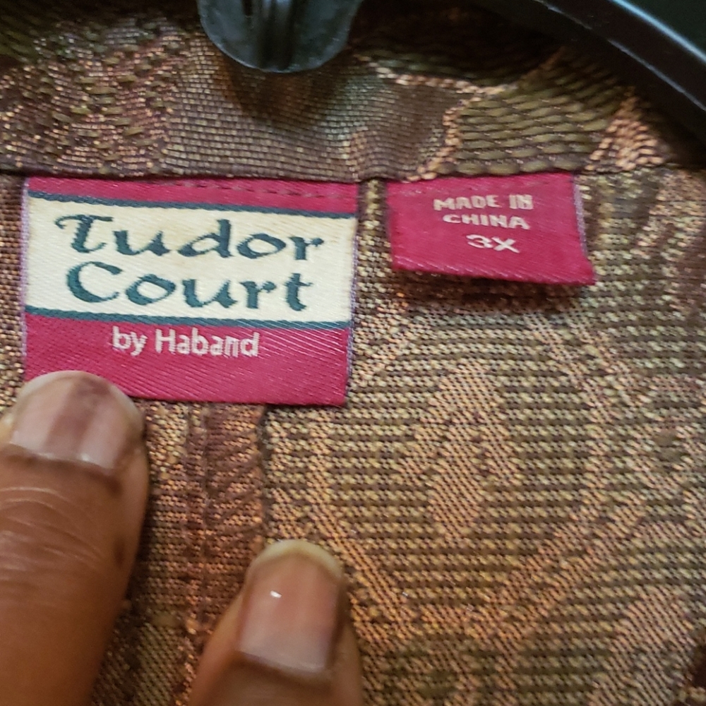 Beautiful Jacquard Jacket - Picture 2 of 4